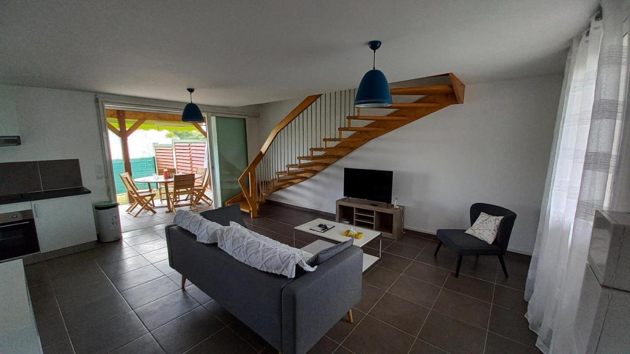 Villa Lovado Avec Jacuzzi Saint-Francois  Eksteriør bilde